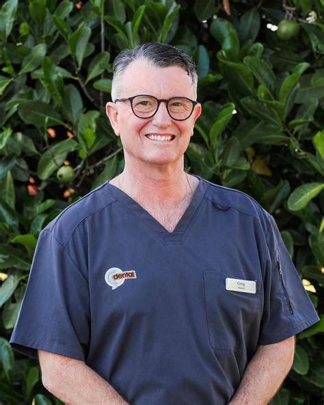 cosmetic dentist casino|Contact .
